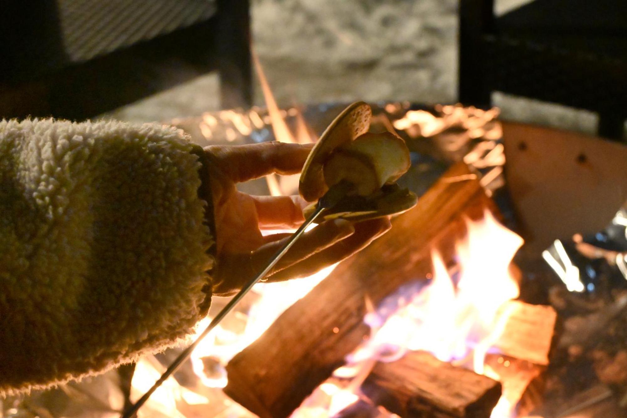 Fuji Fumoto Forest Hotspring ふもとの森温泉 Fudzsikavagucsiko Kültér fotó